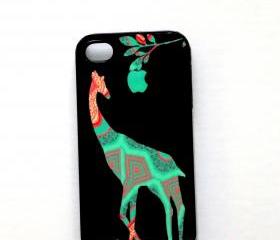 Giraffe iPhone 4 iPhone 4S Case Comes in Black Plastic Case 
